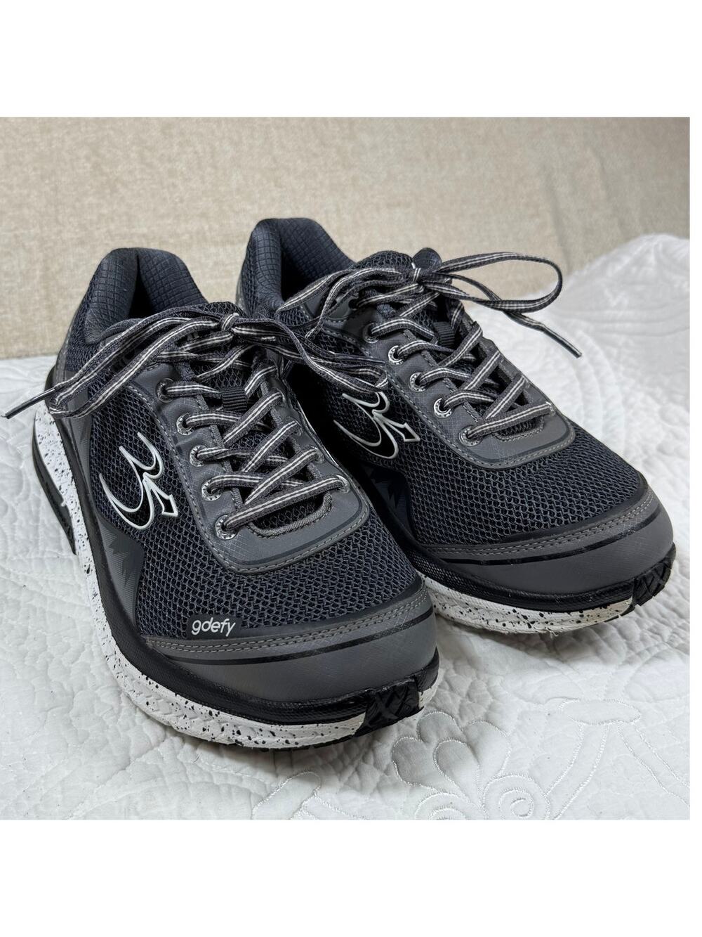 GDefy Women 8 Gray White Walking Sneakers Orthopedic Comfort Casual Shoe